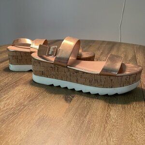 Madden Girl Sugar Metallic Platform Sandals Size 10M